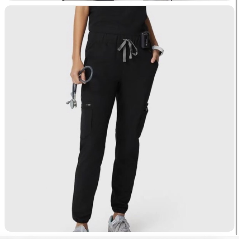Figs Large Black TALII Jogger 20 pocket scrub pant EUC